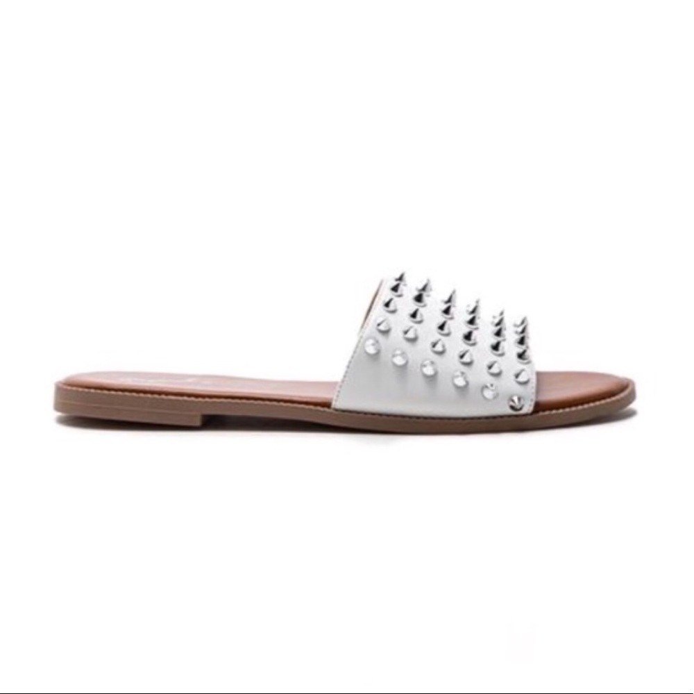 Spiked Slides in White/Silver - Picture 2 of 7